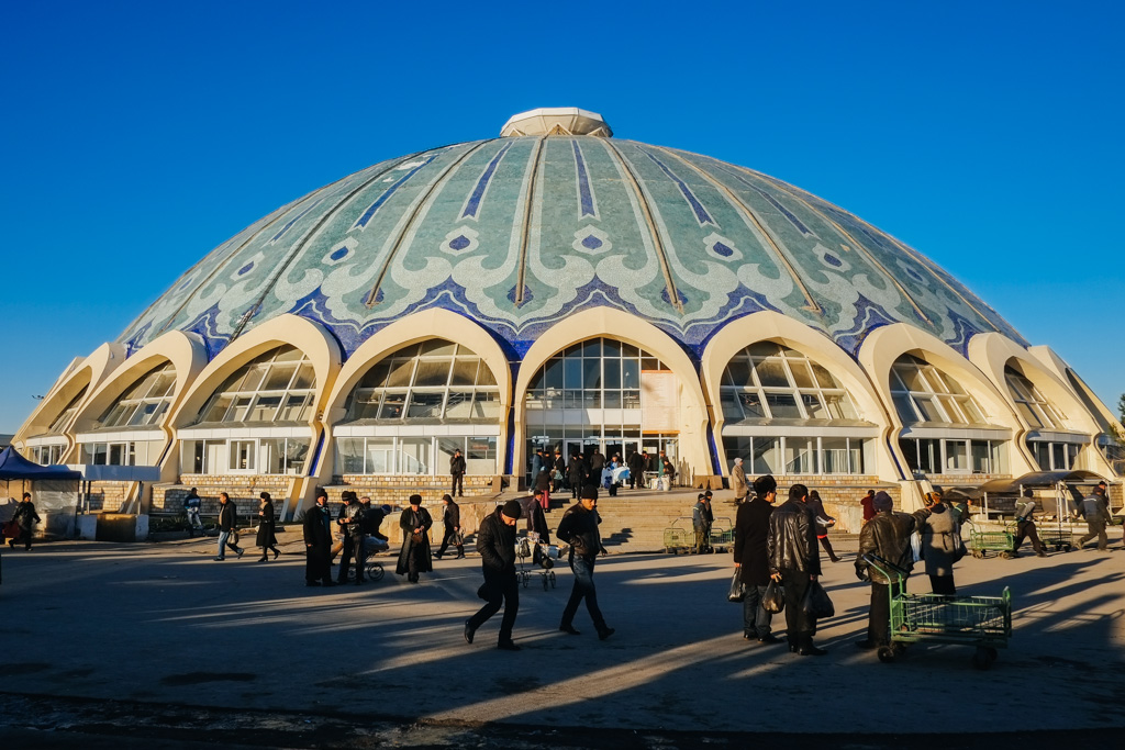 tashkent bazaar from Almaty