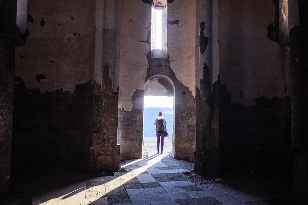 Another abandoned church,