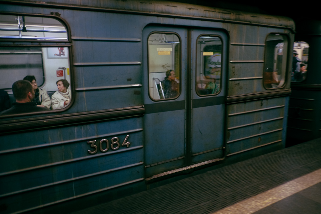 budapest m3 metro line carriage