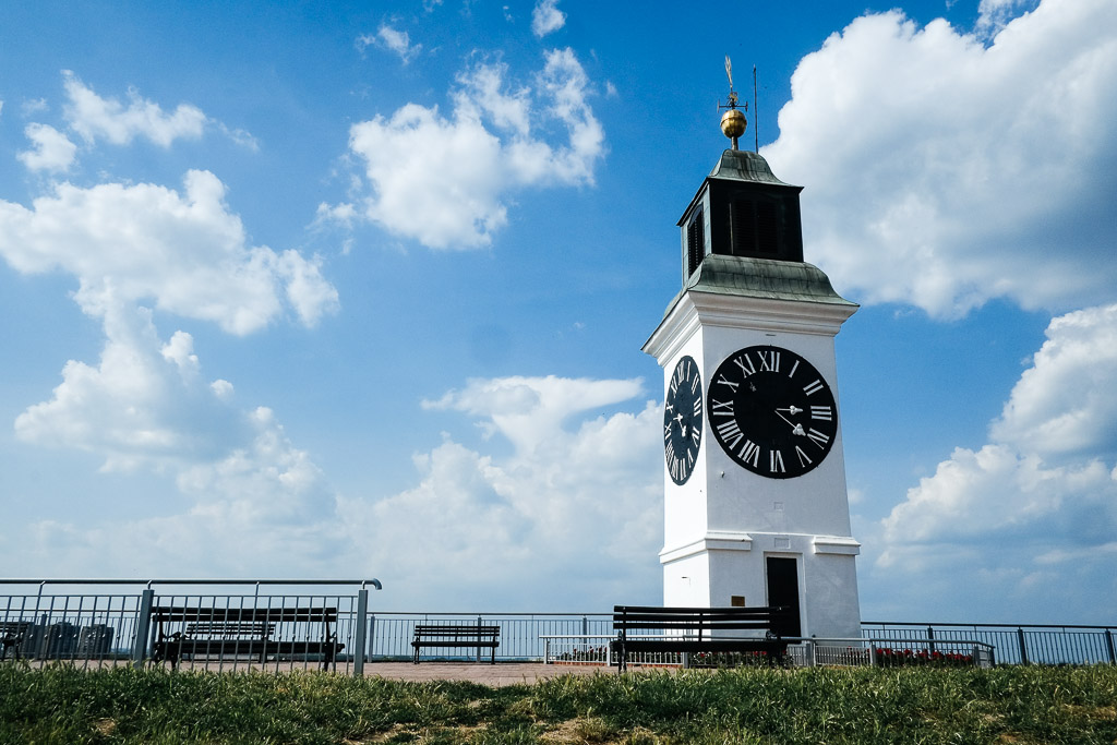 clock tower novi sad fortress