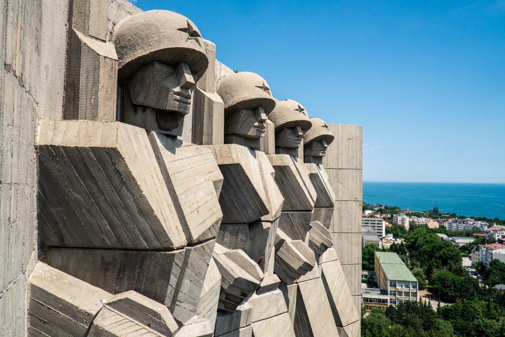 communist monument varna bulgaria