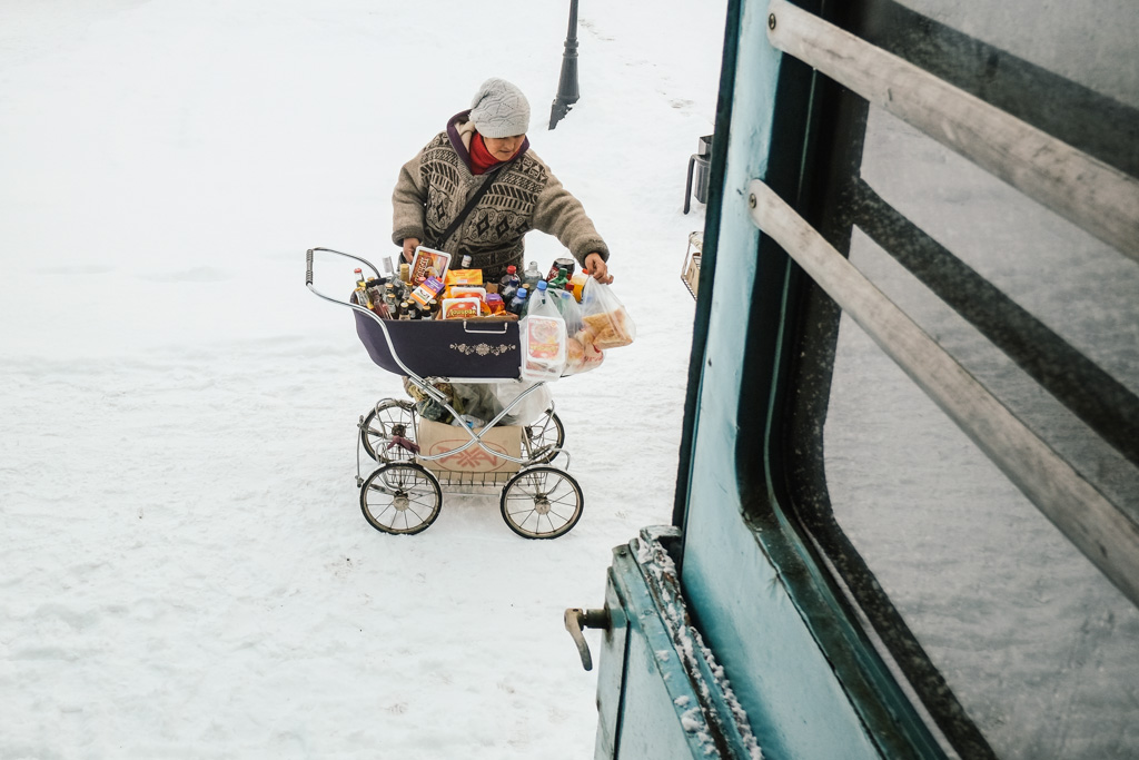 food vendor almaty train to tashkent