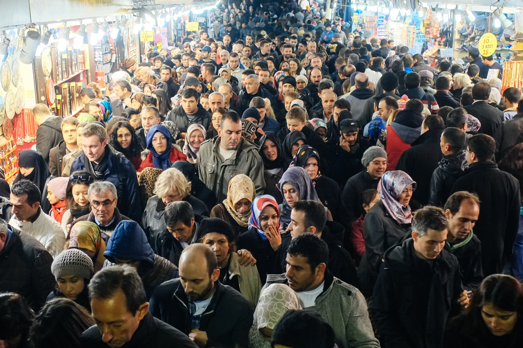 crowds in istanbul