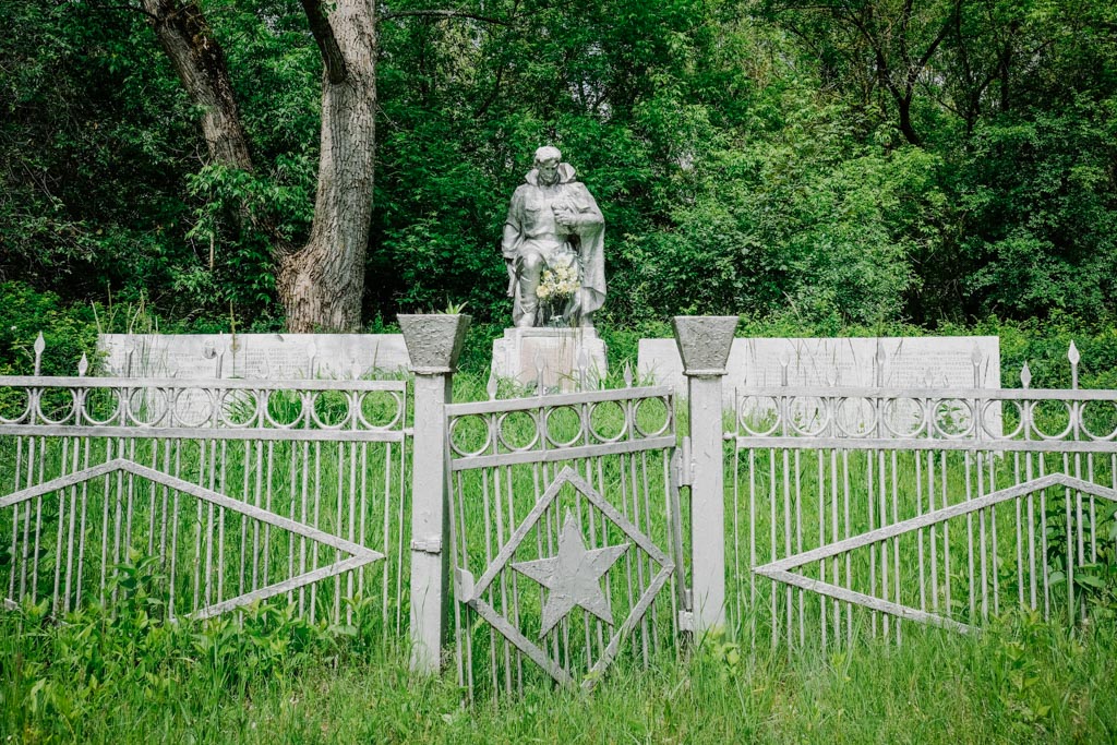 monument chernobyl tour