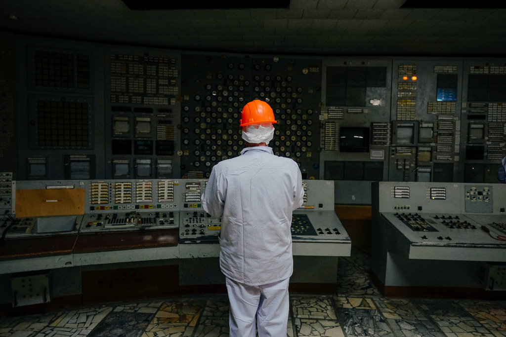 tour inside chernobyl reactor